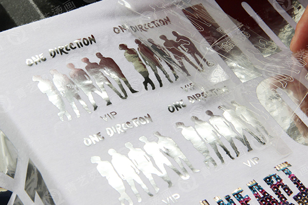 熱轉印刻字膜切割設備— 反光（tpu&nbsp;，pu）刻字膜激光打標機