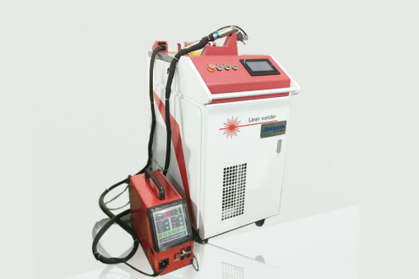 超市貨架激光角焊機,焊接工藝新升級 超市貨架激光角焊機,焊接工藝新升級