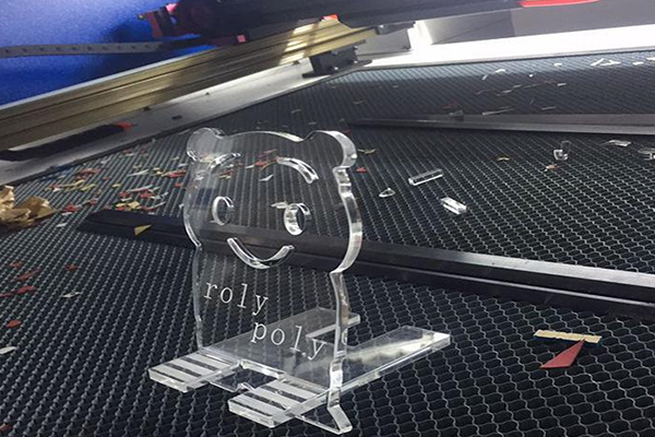 亞克力板用什么切割? 亞克力激光切割機?