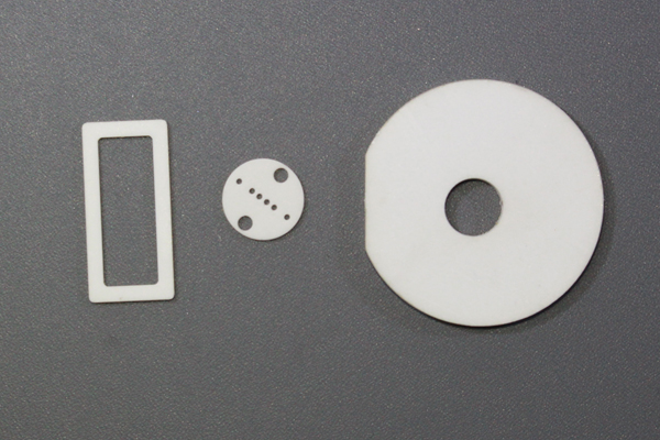 陶瓷電路基板劃線打孔設備—陶瓷激光切割機 陶瓷電路基板劃線打孔設備—陶瓷激光切割機