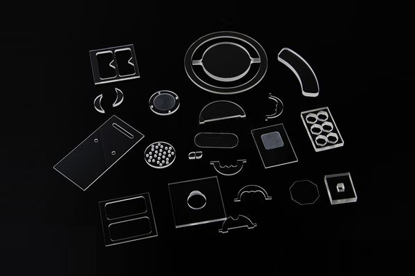 玻璃異形切割打孔設(shè)備—玻璃激光切割機 玻璃異形切割打孔設(shè)備—玻璃激光切割機