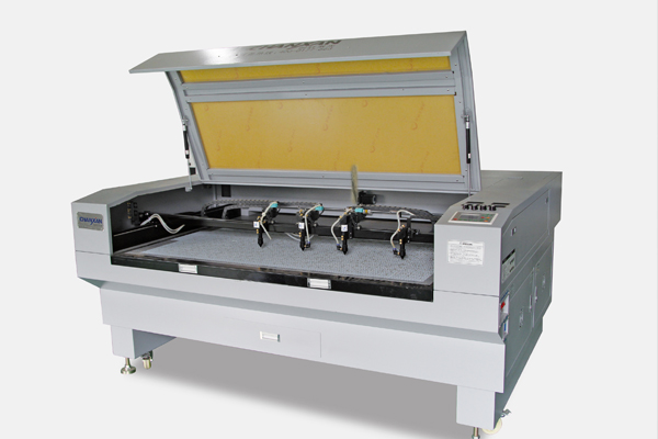 鞋面鞋材下料裁剪設(shè)備—鞋面激光切割機(jī) 鞋面鞋材下料裁剪設(shè)備—鞋面激光切割機(jī)